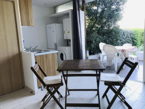 Studio cosy avec terrasse, proche plage, 2 couchages à Lumio - FR-1-63-290